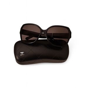 Chanel 5330-Q Quilted Black Sunglasses Gradient Lens With Case